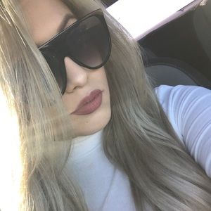 Meet your Posher, Yensy